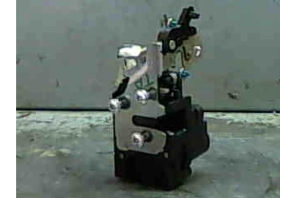 Recambio de cierre electromagnetico trasero derecho para chevrolet lacetti (2005) 2.0 tdci referencia OEM IAM   