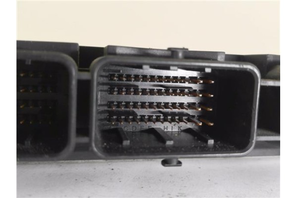 Recambio de centralita para citroen c4 coupe 1.6 vtr plus referencia OEM IAM 9658944580 281011629 