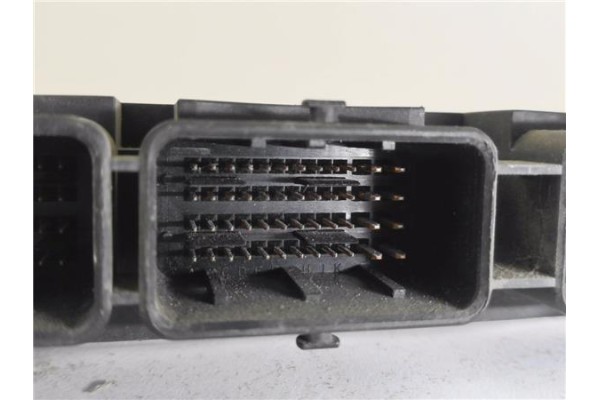 Recambio de centralita para peugeot 206 1.4 xn referencia OEM IAM 9646559980 281010707 