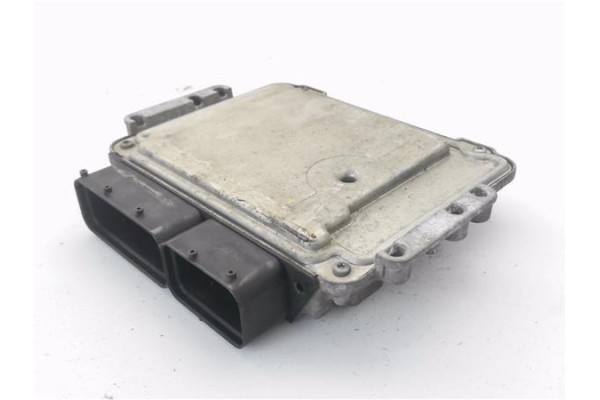 Recambio de centralita para opel astra h berlina 1.7 cdti referencia OEM IAM 55560810 281012694 