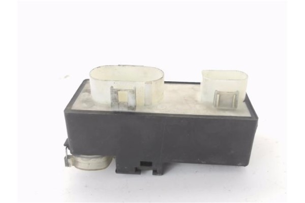 Recambio de caja reles para seat cordoba berlina (6k2) 1.9 tdi referencia OEM IAM 357919506 898718000 357919506A , AUDI