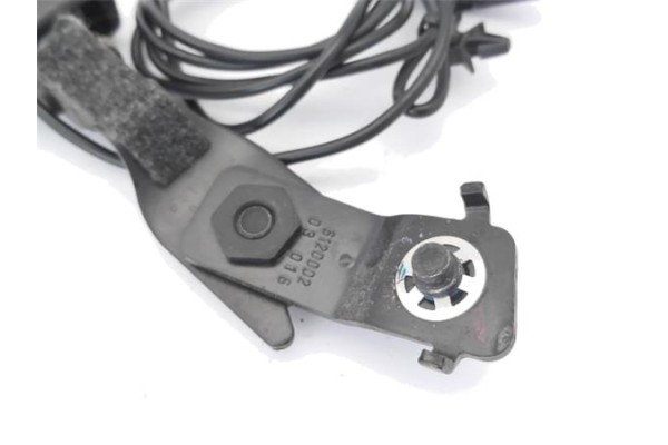 Recambio de anclaje cinturon delantero derecho para saab 9-3 berlina 1.9 tid referencia OEM IAM   
