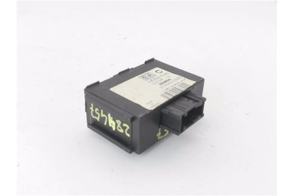 Recambio de centralita para citroen jumpy 1.9 furgón confort chapa referencia OEM IAM 9629677480 S105644003C 