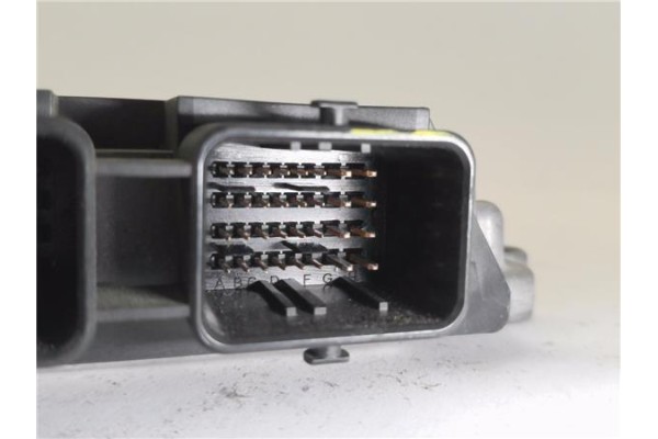 Recambio de centralita para citroen c4 coupe 1.6 hdi referencia OEM IAM 9664257580 234600007 