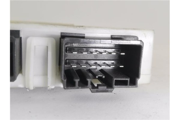 Recambio de centralita para ford ranger (tke) 2.2 doble cabina 4x4 xlt referencia OEM IAM DB3919H517AB 28433054 