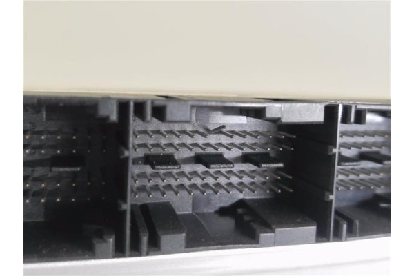 Recambio de centralita encendido para land rover freelander (ln) 2.0 di referencia OEM IAM DDE7788053 281010300 