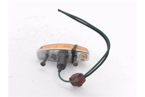 Recambio de piloto intermitente lat. delantero izquierdo para jaguar xj serie ii 5.3 v12 coupe referencia OEM IAM SAJJDALW4C289C