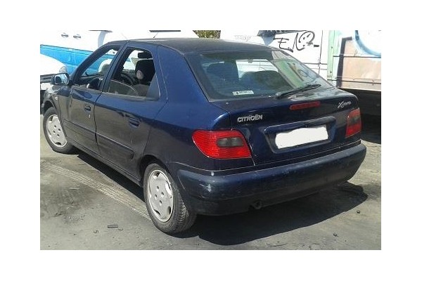 citroen xsara berlina del año 2000