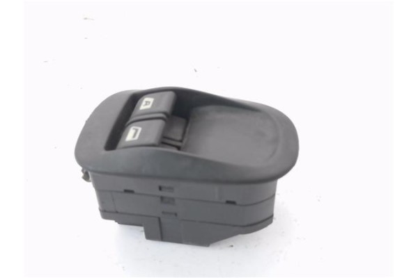 Recambio de mando elevalunas para ligier x-too 0.5 lombardini referencia OEM IAM VJRJS32FD2LDW6CV4KW  