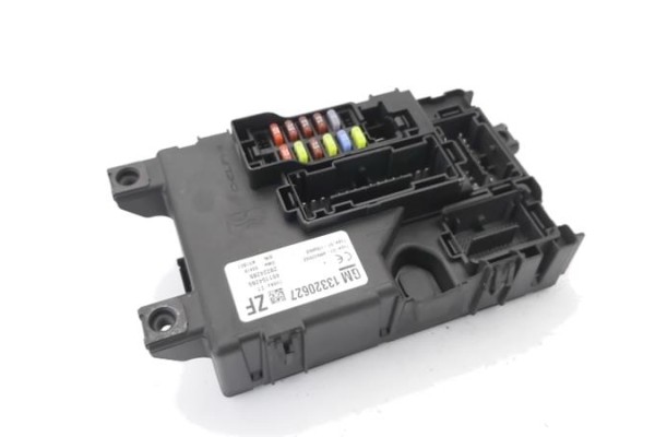 Recambio de caja fusibles/rele para opel corsa d 1.2 referencia OEM IAM   