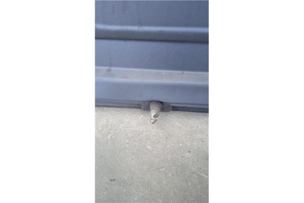 Recambio de porton trasero para ligier x-too 0.5 lombardini referencia OEM IAM VJRJS32FD2LDW6CV4KW  