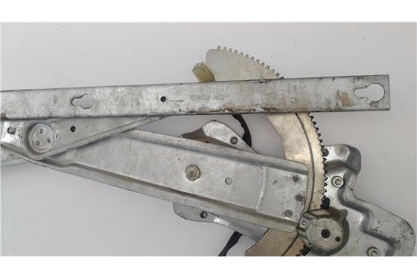 Recambio de mecanismo elevalunas delantero derecho para rover rover 25 (rf) 1.4 16v referencia OEM IAM SARRFMNBM514K4F103CV  