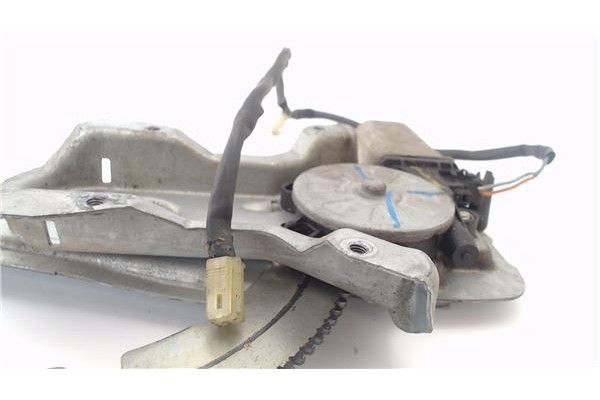 Recambio de mecanismo elevalunas delantero derecho para rover rover 25 (rf) 1.4 16v referencia OEM IAM SARRFMNBM514K4F103CV  