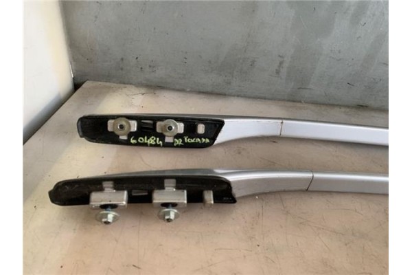 Recambio de barras de techo para nissan qashqai (j10) 1.5 360 referencia OEM IAM 73821JD00A 73821EY10A 