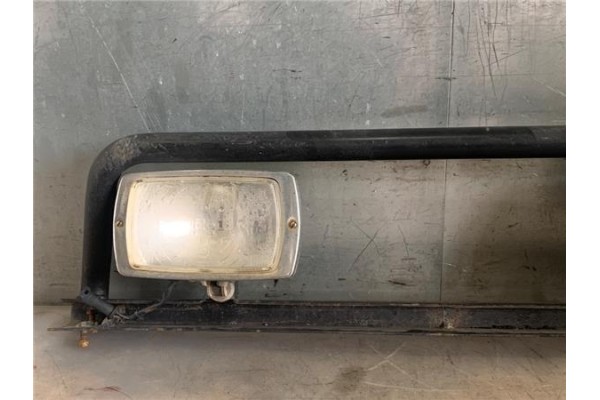 Recambio de defensa para nissan patrol station wagon (w260) 2.8 td referencia OEM IAM VSKWYG260URD28T116CV  