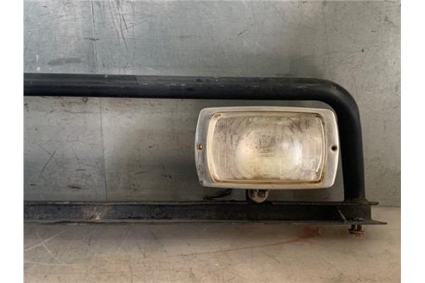 Recambio de defensa para nissan patrol station wagon (w260) 2.8 td referencia OEM IAM VSKWYG260URD28T116CV  