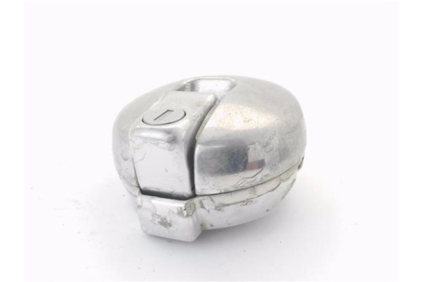 Recambio de tapa exterior combustible para fiat coupe (175) 1.8 16v referencia OEM IAM ZFA175000P183A1000131CV96KW  