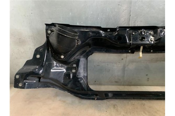 Recambio de frente delantero para iveco daily chasis 2.3 referencia OEM IAM 5801338103  