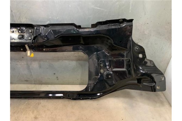 Recambio de frente delantero para iveco daily chasis 2.3 referencia OEM IAM 5801338103  