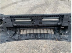 Recambio de paragolpes delantero para iveco daily chasis 2.3 referencia OEM IAM 5801772688 5802542012 