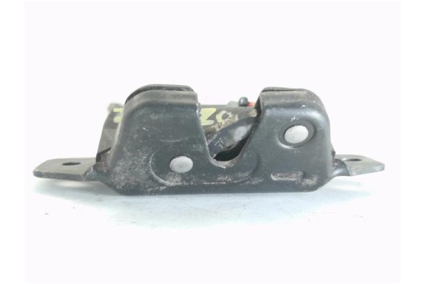Recambio de cerradura puerta trasero izquierda para citroen berlingo 1.9 d (mfdjy) referencia OEM IAM 8726C6  