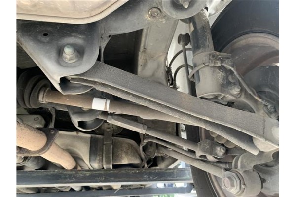 Recambio de brazo suspension trasero derecho para hyundai tucson (jm) 2.0 crdi referencia OEM IAM 552202E600  