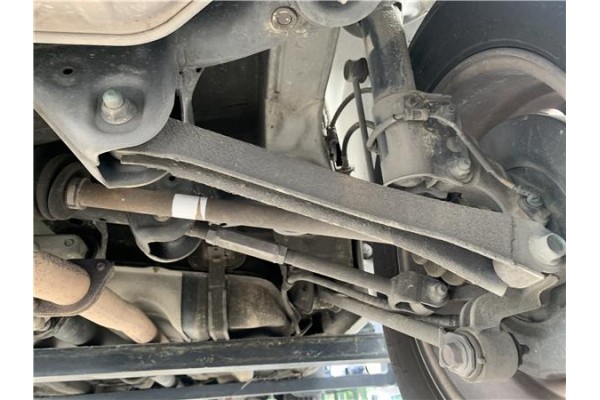 Recambio de brazo suspension trasero derecho para hyundai tucson (jm) 2.0 crdi referencia OEM IAM 552202E600  