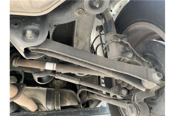Recambio de brazo suspension trasero derecho para hyundai tucson (jm) 2.0 crdi referencia OEM IAM 552202E600  