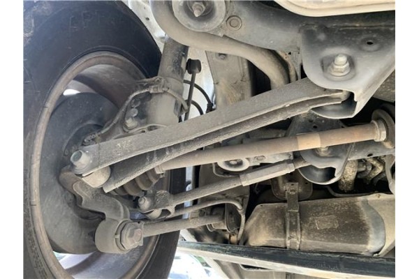Recambio de brazo suspension trasero izquierdo para hyundai tucson (jm) 2.0 crdi referencia OEM IAM 552202E600  