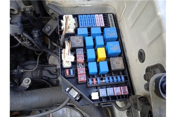 Recambio de caja fusibles/rele para hyundai tucson (jm) 2.0 crdi referencia OEM IAM 914902E010  