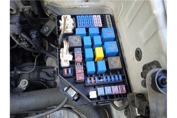 Recambio de caja fusibles/rele para hyundai tucson (jm) 2.0 crdi referencia OEM IAM 914902E010  