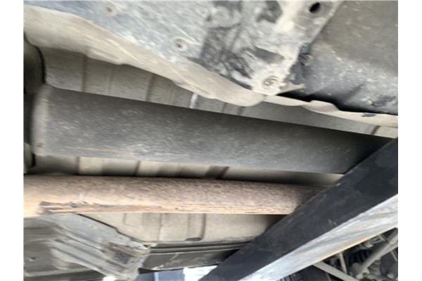 Recambio de cardan delantero para hyundai tucson (jm) 2.0 crdi referencia OEM IAM 493002E300 493002E350 