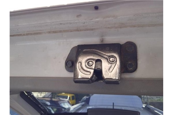 Recambio de cierre electromagnetico porton para hyundai tucson (jm) 2.0 crdi referencia OEM IAM 812302E010  