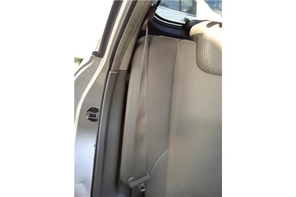 Recambio de cinturon seguridad trasero derecho para hyundai tucson (jm) 2.0 crdi referencia OEM IAM 898202E001U7  