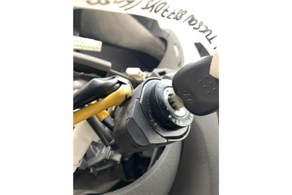 Recambio de clausor para hyundai tucson (jm) 2.0 crdi referencia OEM IAM 819202EA60  