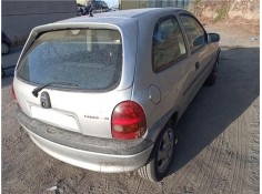 opel corsa b del año 2000