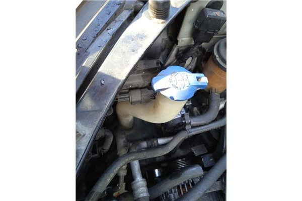 Recambio de deposito limpiaparabrisas para hyundai tucson (jm) 2.0 crdi referencia OEM IAM 986202E001  