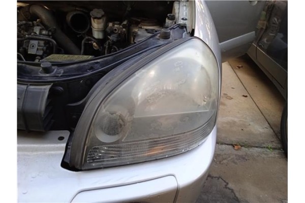 Recambio de faro delantero izquierdo para hyundai tucson (jm) 2.0 crdi referencia OEM IAM 921032E020  