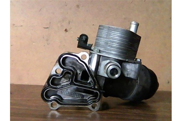 Recambio de radiador aceite para hyundai getz (tb) 1.5 crdi referencia OEM IAM 264102A150 S263102A002 