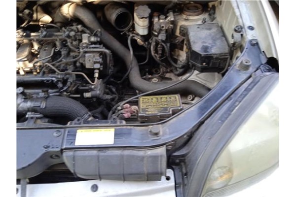 Recambio de frente delantero para hyundai tucson (jm) 2.0 crdi referencia OEM IAM 641012E000 6,41E+06 