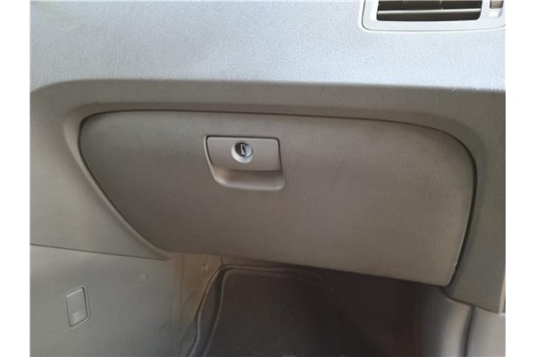 Recambio de guantera salpicadero para hyundai tucson (jm) 2.0 crdi referencia OEM IAM 845102E180U7  