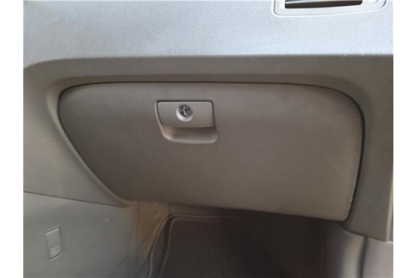 Recambio de guantera salpicadero para hyundai tucson (jm) 2.0 crdi referencia OEM IAM 845102E180U7  