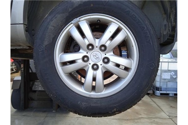 Recambio de llanta para hyundai tucson (jm) 2.0 crdi referencia OEM IAM 529102E220  