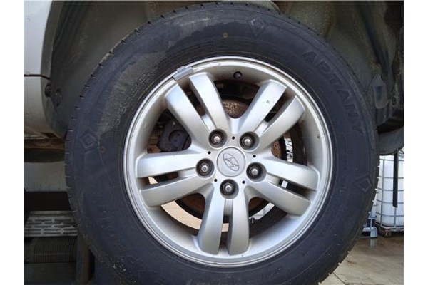 Recambio de llanta para hyundai tucson (jm) 2.0 crdi referencia OEM IAM 529102E220  