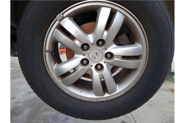 Recambio de llanta para hyundai tucson (jm) 2.0 crdi referencia OEM IAM 529102E220  