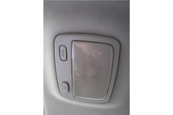 Recambio de luz trasero central techo para hyundai tucson (jm) 2.0 crdi referencia OEM IAM 928002E000QS  