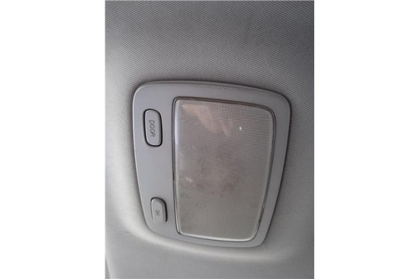 Recambio de luz trasero central techo para hyundai tucson (jm) 2.0 crdi referencia OEM IAM 928002E000QS  