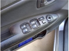 Recambio de mando elevalunas delantero izquierdo para hyundai tucson (jm) 2.0 crdi referencia OEM IAM 935702E250G8  