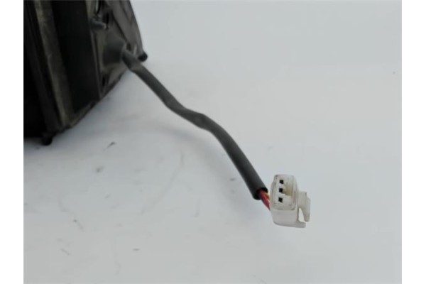 Recambio de retrovisor electrico izquierdo para toyota avensis monovolumen (t22)(1998) referencia OEM IAM 3004523  