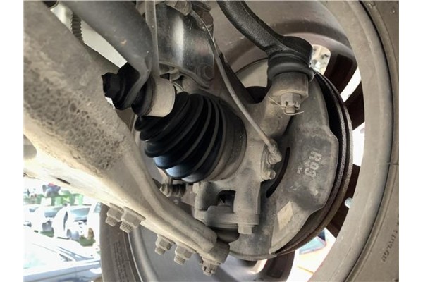 Recambio de mangueta delantero derecha para hyundai tucson (jm) 2.0 crdi referencia OEM IAM 517162E100  